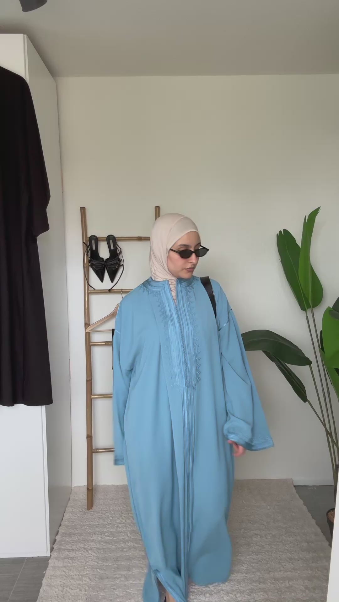 Blueee